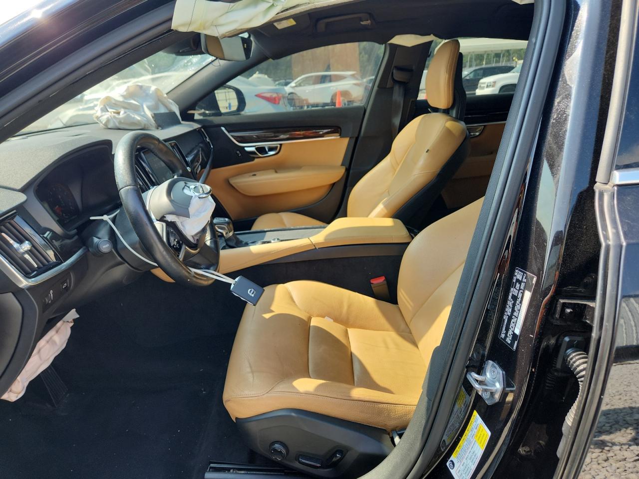 2017 Volvo S90 T5 Momentum VIN: YV1102AK1H1006440 Lot: 69517175