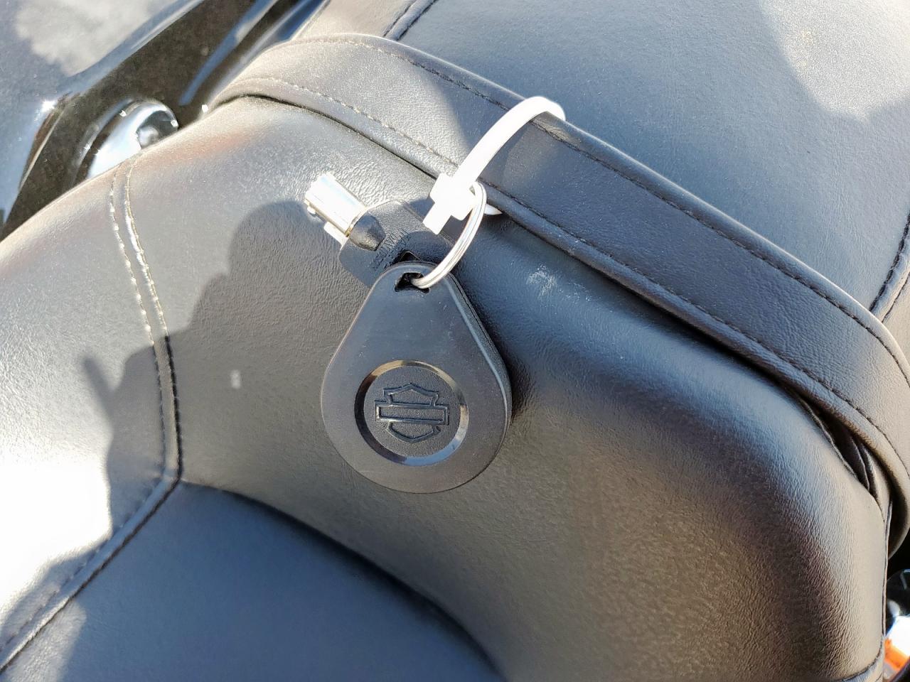 2021 Harley-Davidson Flhx VIN: 1HD1KBC10MB665777 Lot: 70211725