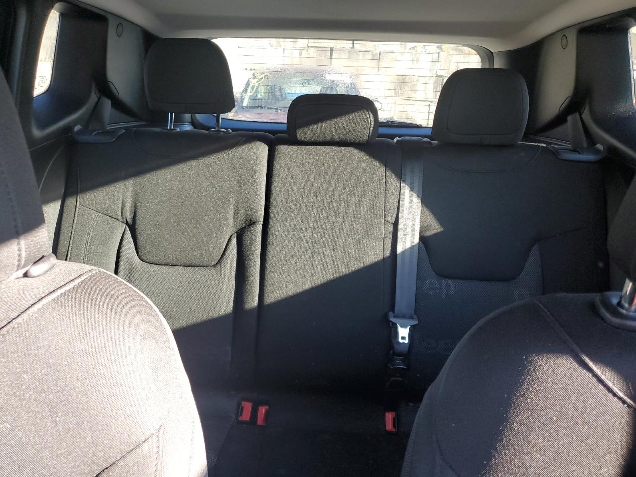 2017 Jeep Renegade Latitude VIN: ZACCJBBB8HPE47444 Lot: 70309925