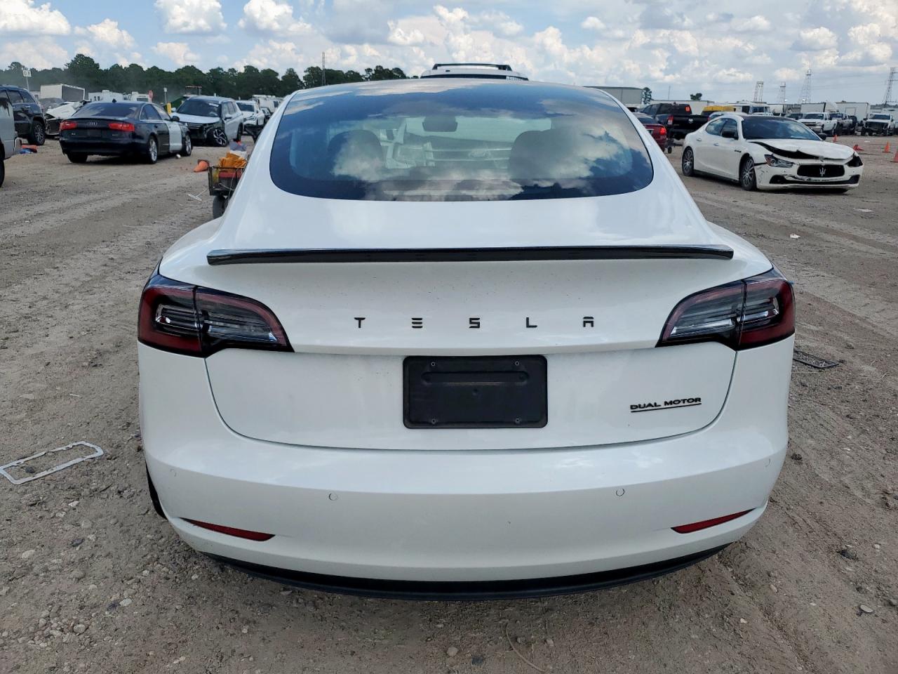 2020 Tesla Model 3 VIN: 5YJ3E1EBXLF665508 Lot: 68718125