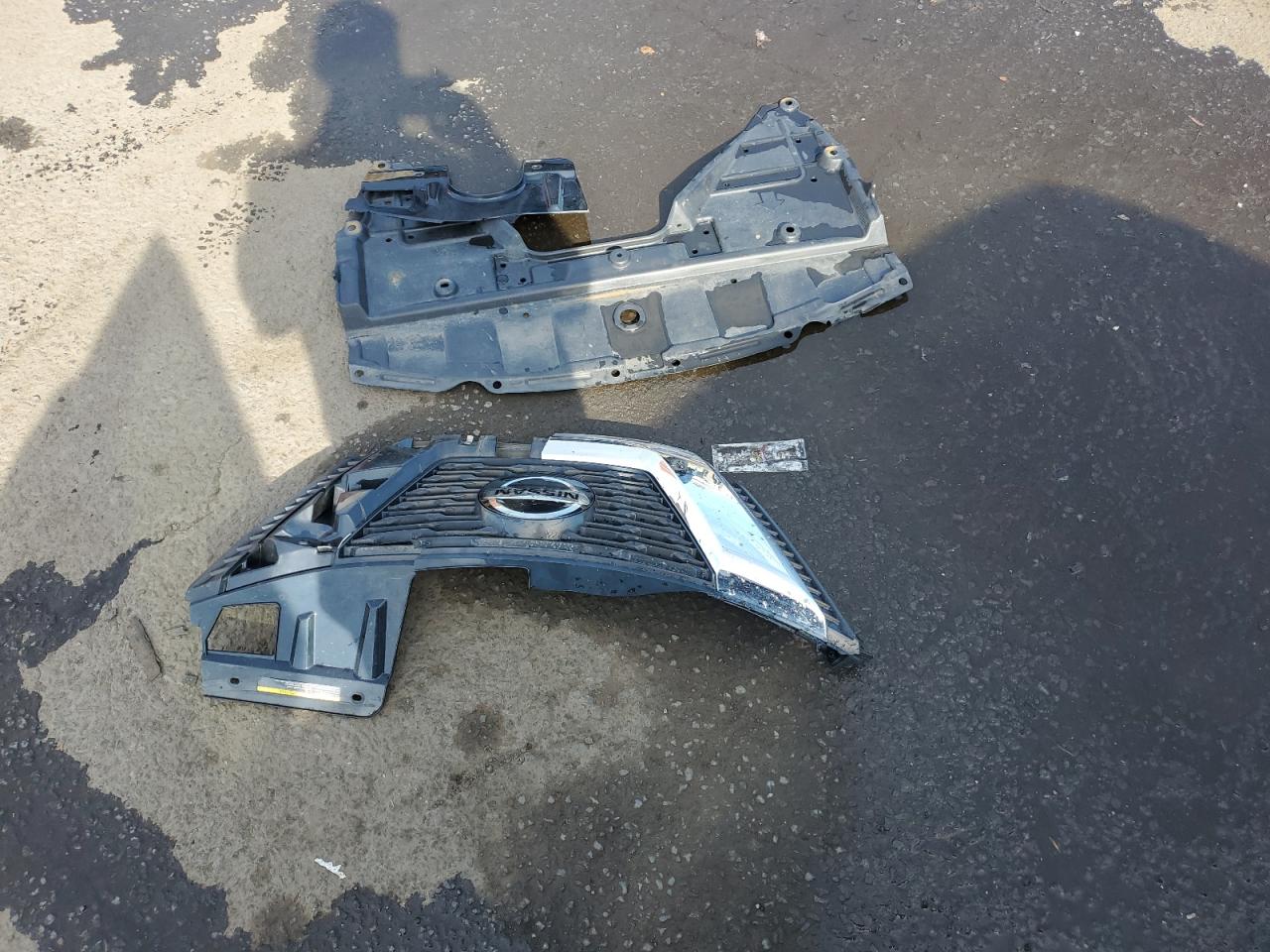 2018 Nissan Rogue S VIN: KNMAT2MVXJP604953 Lot: 70688525