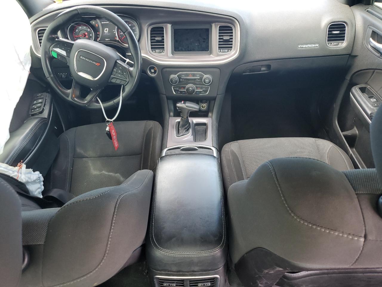 2019 Dodge Charger Sxt VIN: 2C3CDXBG9KH670394 Lot: 68632245