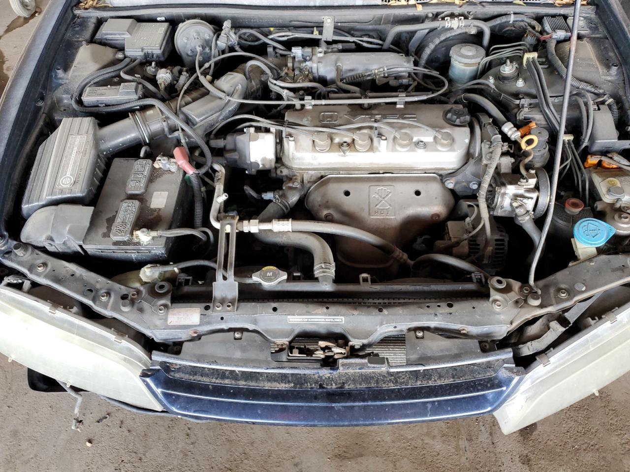 1995 Honda Accord Ex VIN: 1HGCE1898SA007042 Lot: 68641925