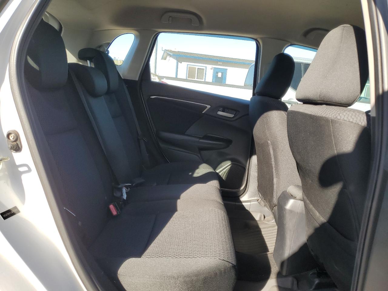 2020 Honda Fit Lx VIN: 3HGGK5H41LM715949 Lot: 70394555