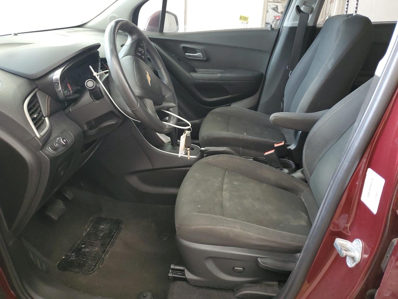 2017 Chevrolet Trax Ls VIN: 3GNCJKSB0HL275944 Lot: 70695175