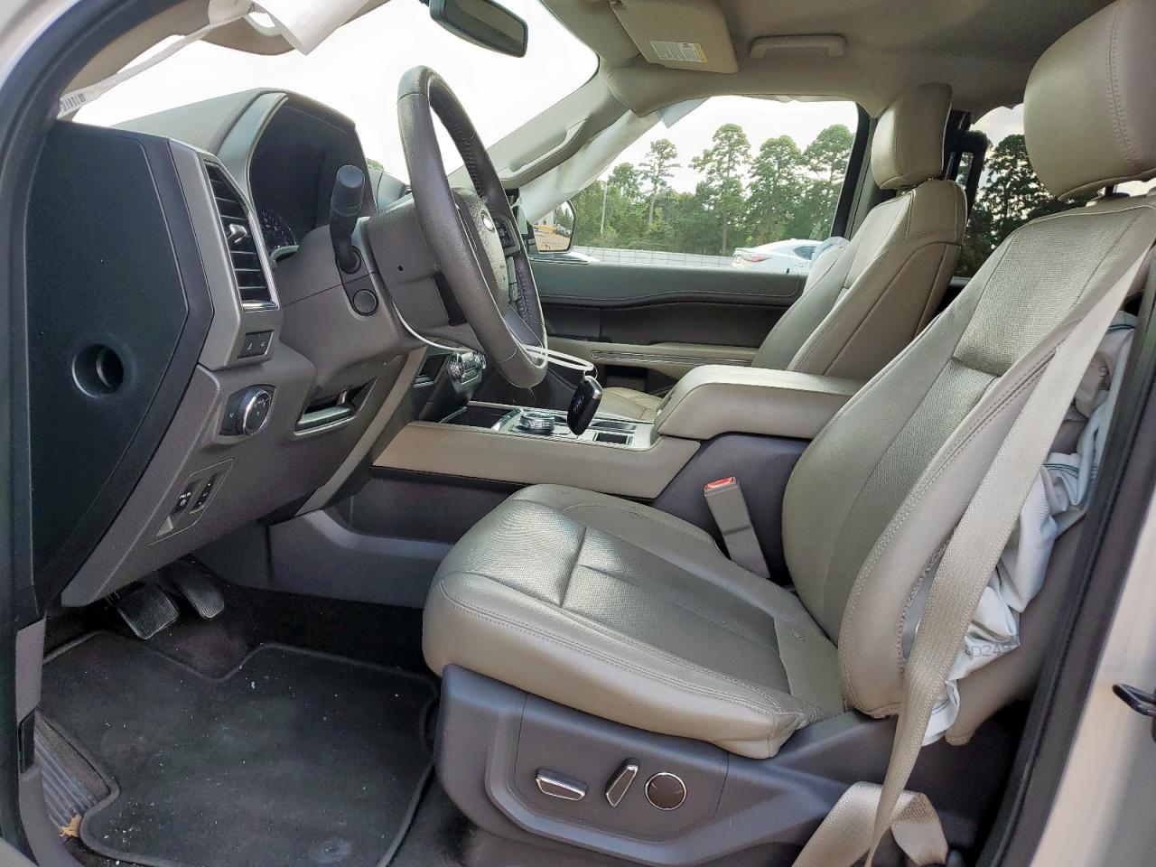 2018 Ford Expedition Xlt VIN: 1FMJU1HT1JEA56171 Lot: 70032745