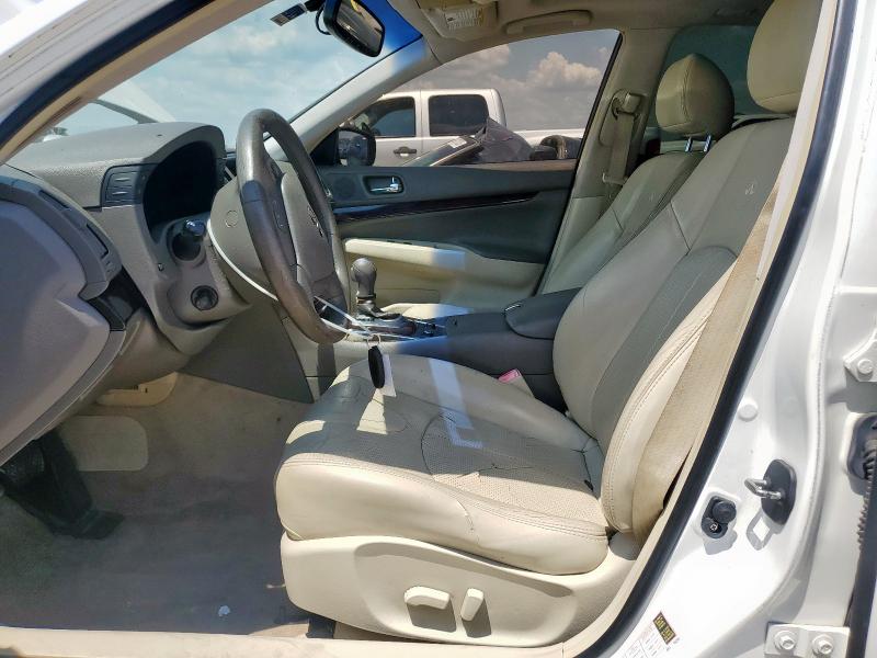  INFINITI G37 2012 Biały