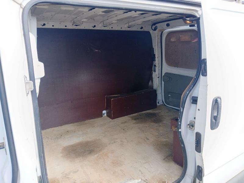 2009 VAUXHALL VIVARO 