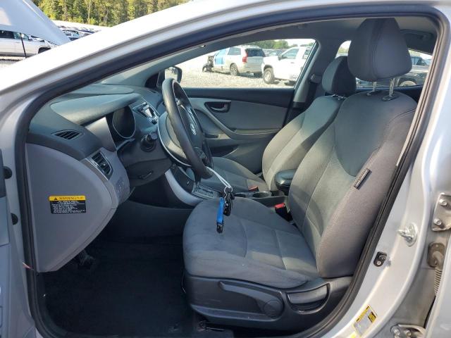 Sedans HYUNDAI ELANTRA 2013 Srebrny