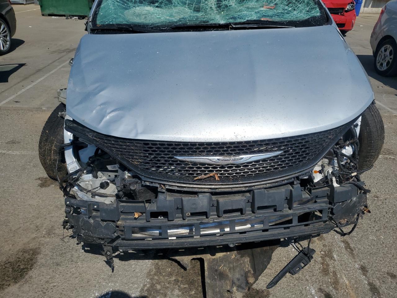 2022 Chrysler Voyager Lx VIN: 2C4RC1CG5NR229722 Lot: 69419095