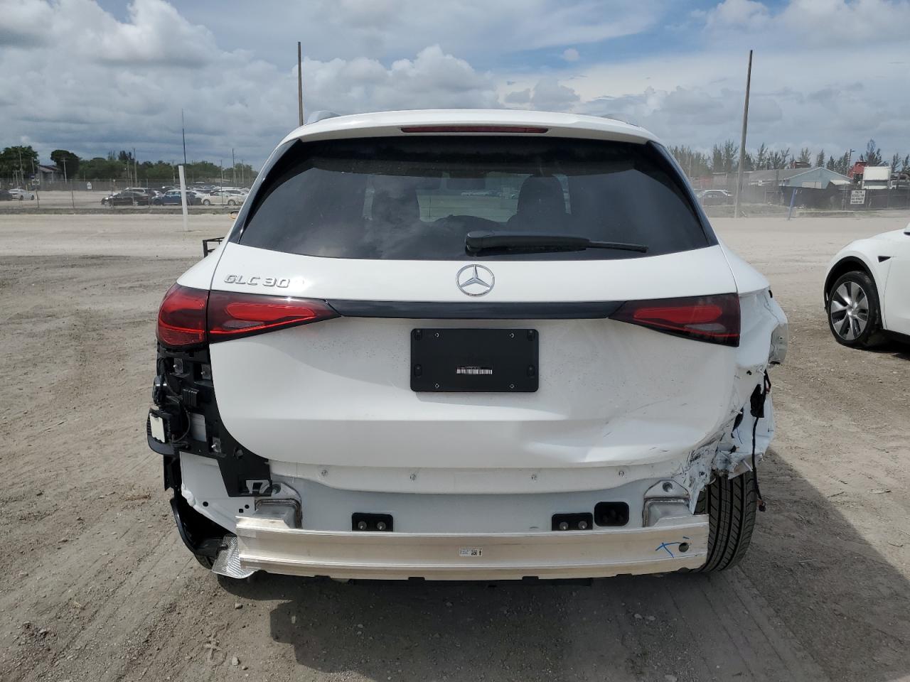 2025 Mercedes-Benz Glc 300 VIN: W1NKM4GB7SF397744 Lot: 66840825