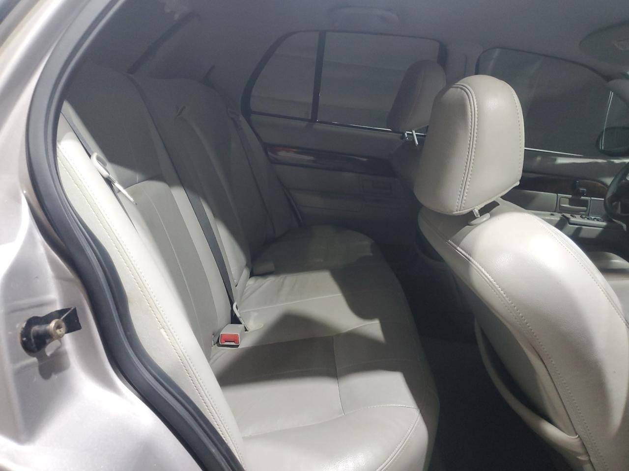 2004 Mercury Grand Marquis Gs VIN: 2MEFM74W14X652704 Lot: 69725195