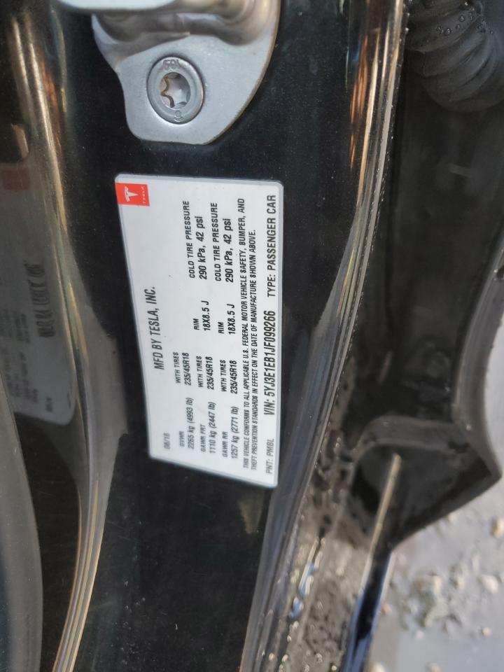 2018 Tesla Model 3 VIN: 5YJ3E1EB1JF099266 Lot: 69037565