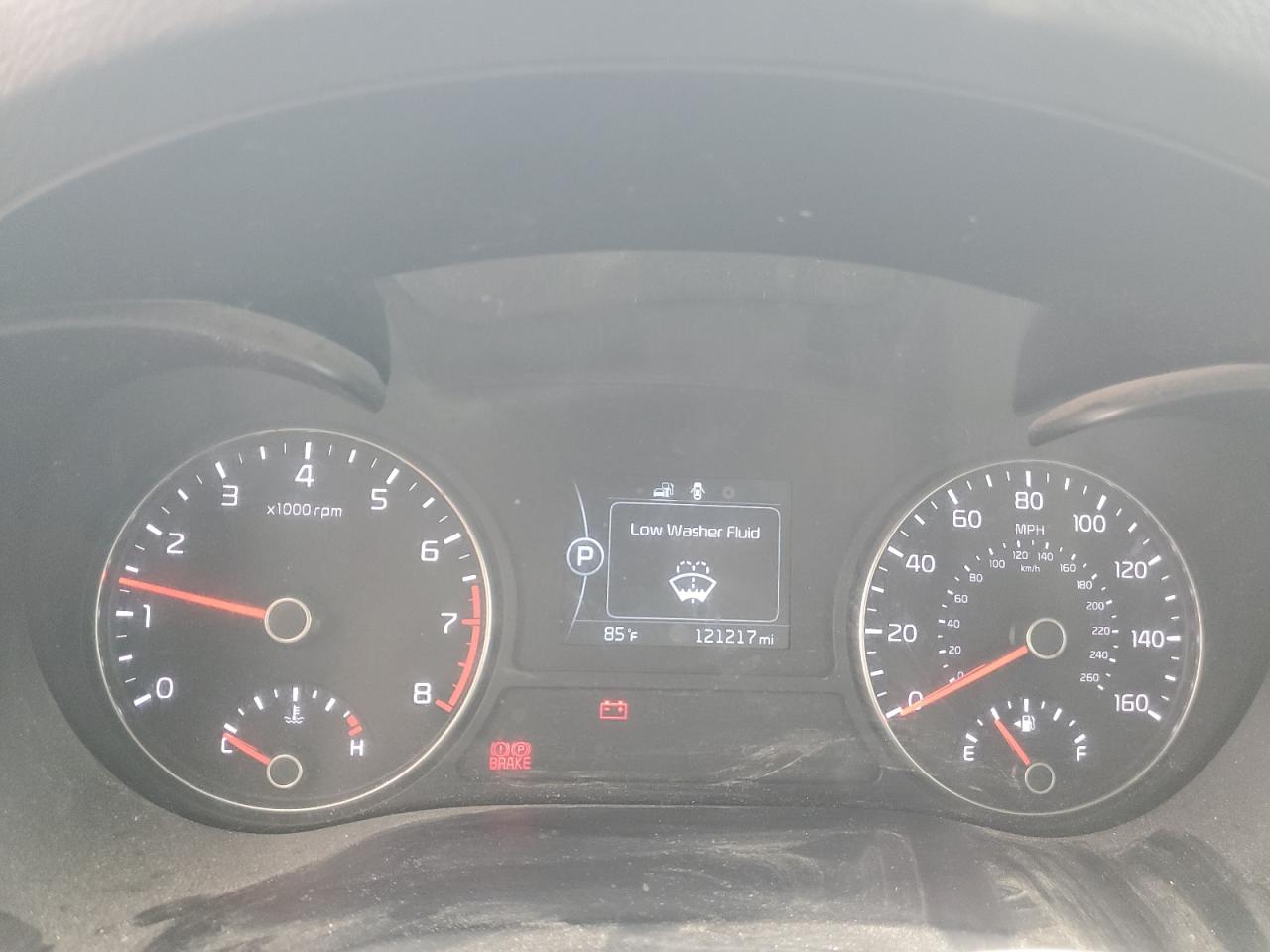 2017 Kia Optima Lx VIN: 5XXGT4L32HG128690 Lot: 70002125