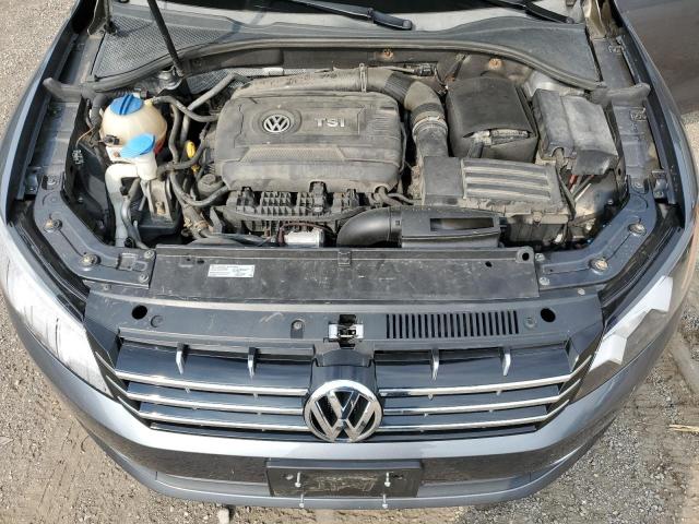2015 VOLKSWAGEN PASSAT SE  