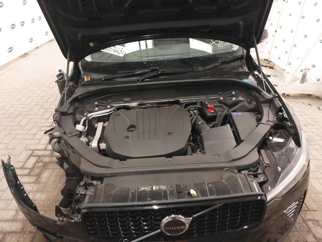 2023 VOLVO XC60 + B4