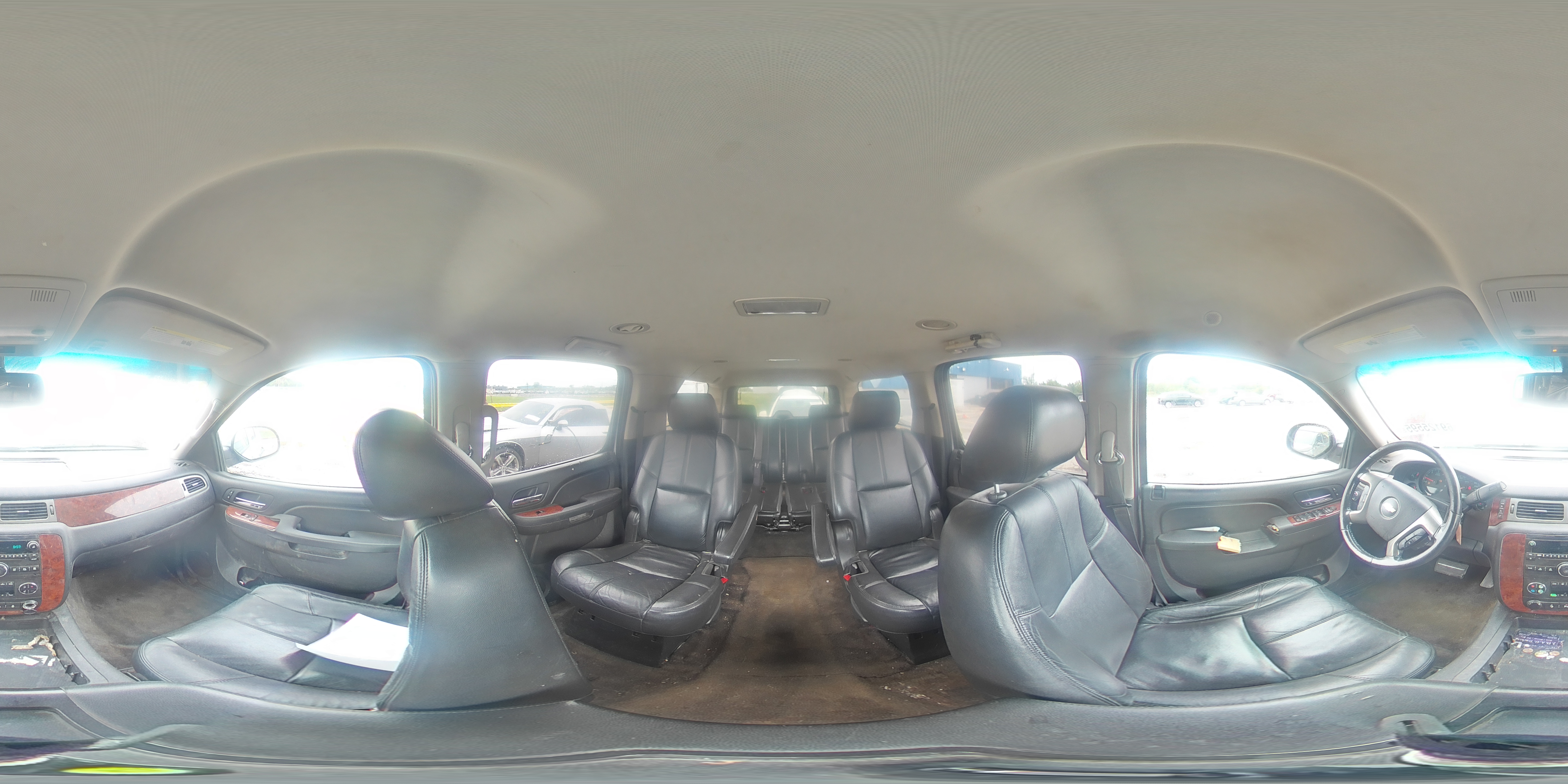2013 Chevrolet Suburban K1500 Lt VIN: 1GNSKJE73DR136386 Lot: 69125595