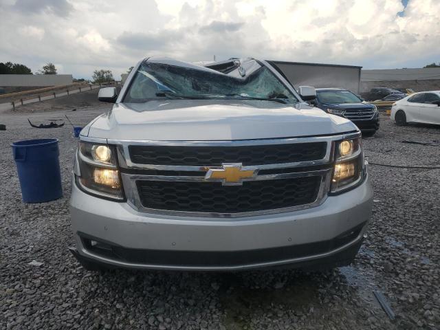  CHEVROLET SUBURBAN 2018 Серебристый