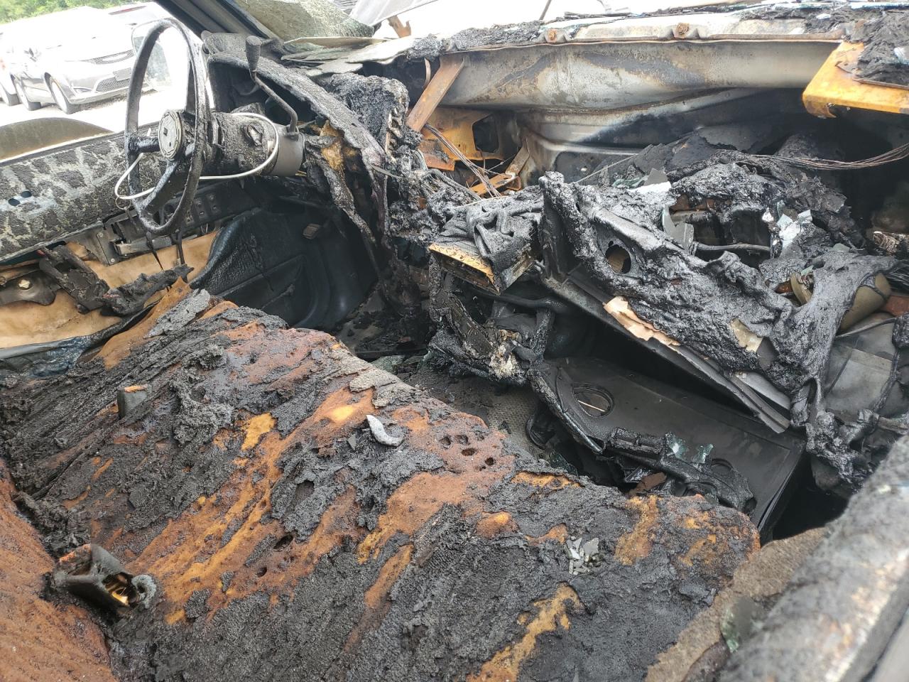 1991 GMC Sierra C1500 VIN: 2GTEC19K3M1525605 Lot: 69089645