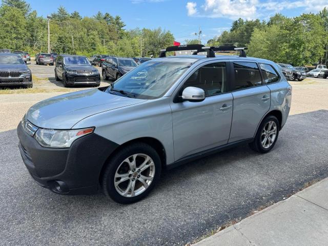 2014 MITSUBISHI OUTLANDER SE  