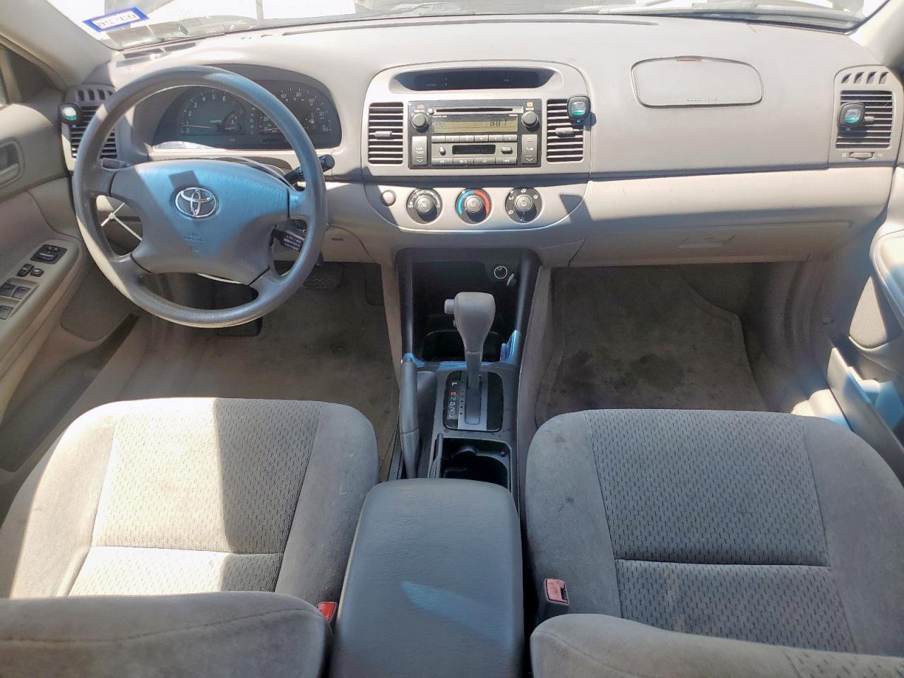 2003 Toyota Camry Le VIN: 4T1BE30K63U152225 Lot: 70928825