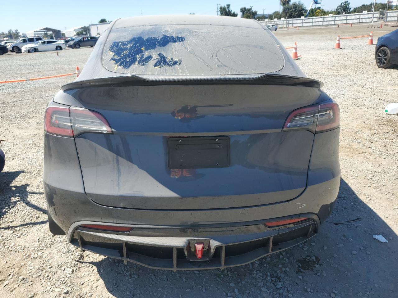 2023 Tesla Model Y VIN: 7SAYGDEE2PF757670 Lot: 69465715