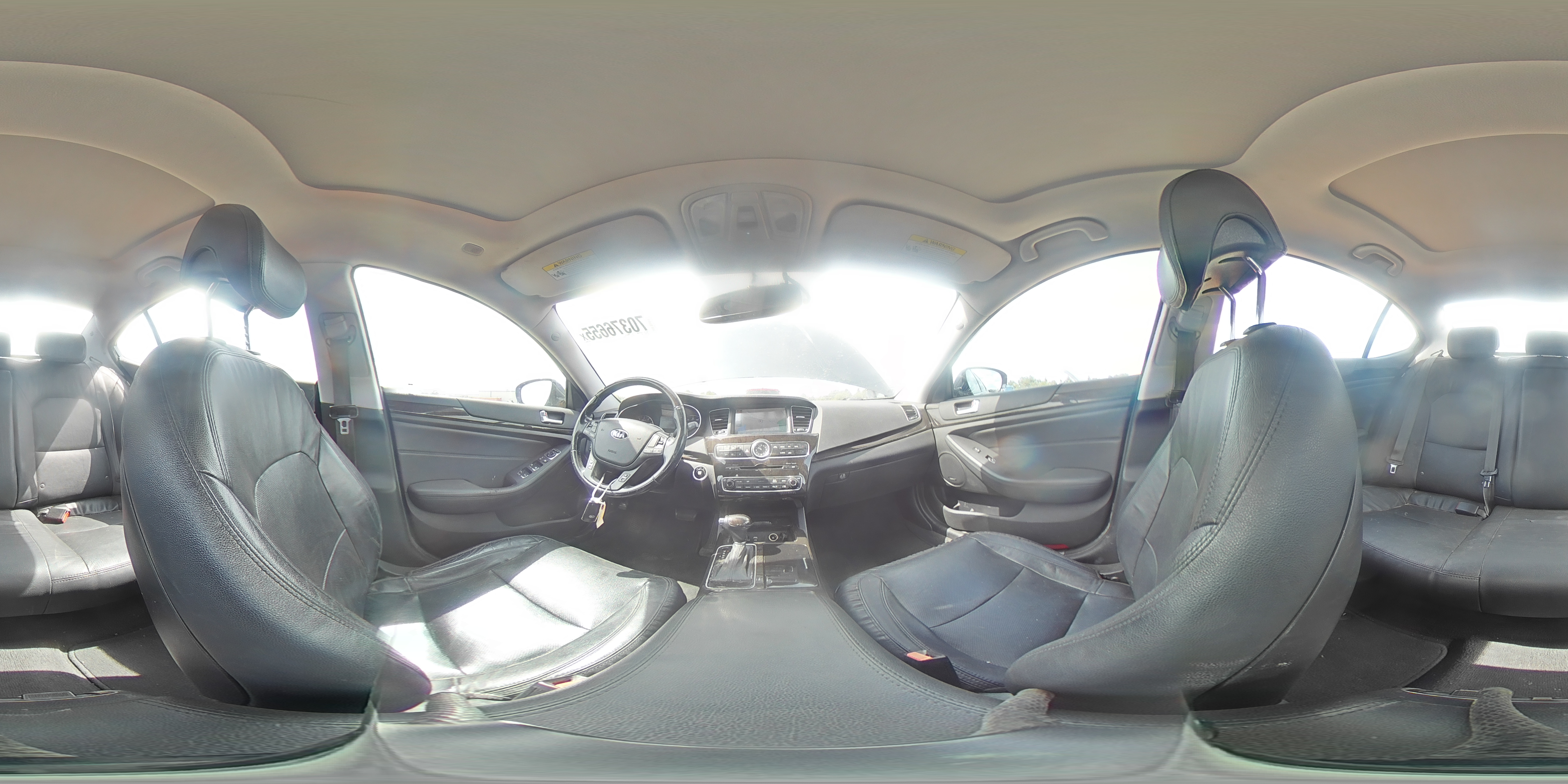 2015 Kia Cadenza Premium VIN: KNALN4D76F5196855 Lot: 70376655