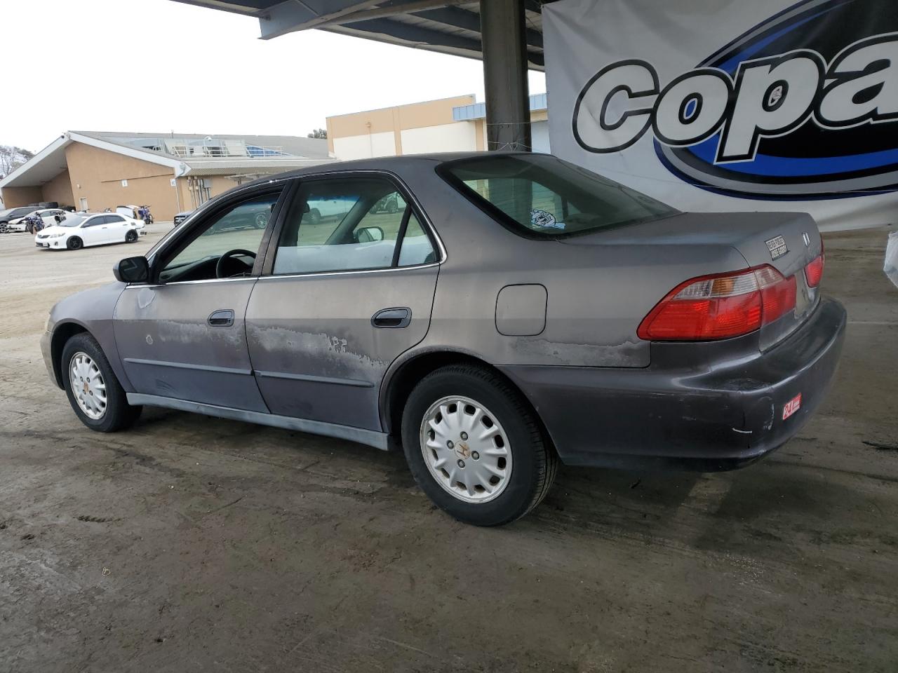 1998 Honda Accord Lx 1HGCG5640WA078802 photo #3