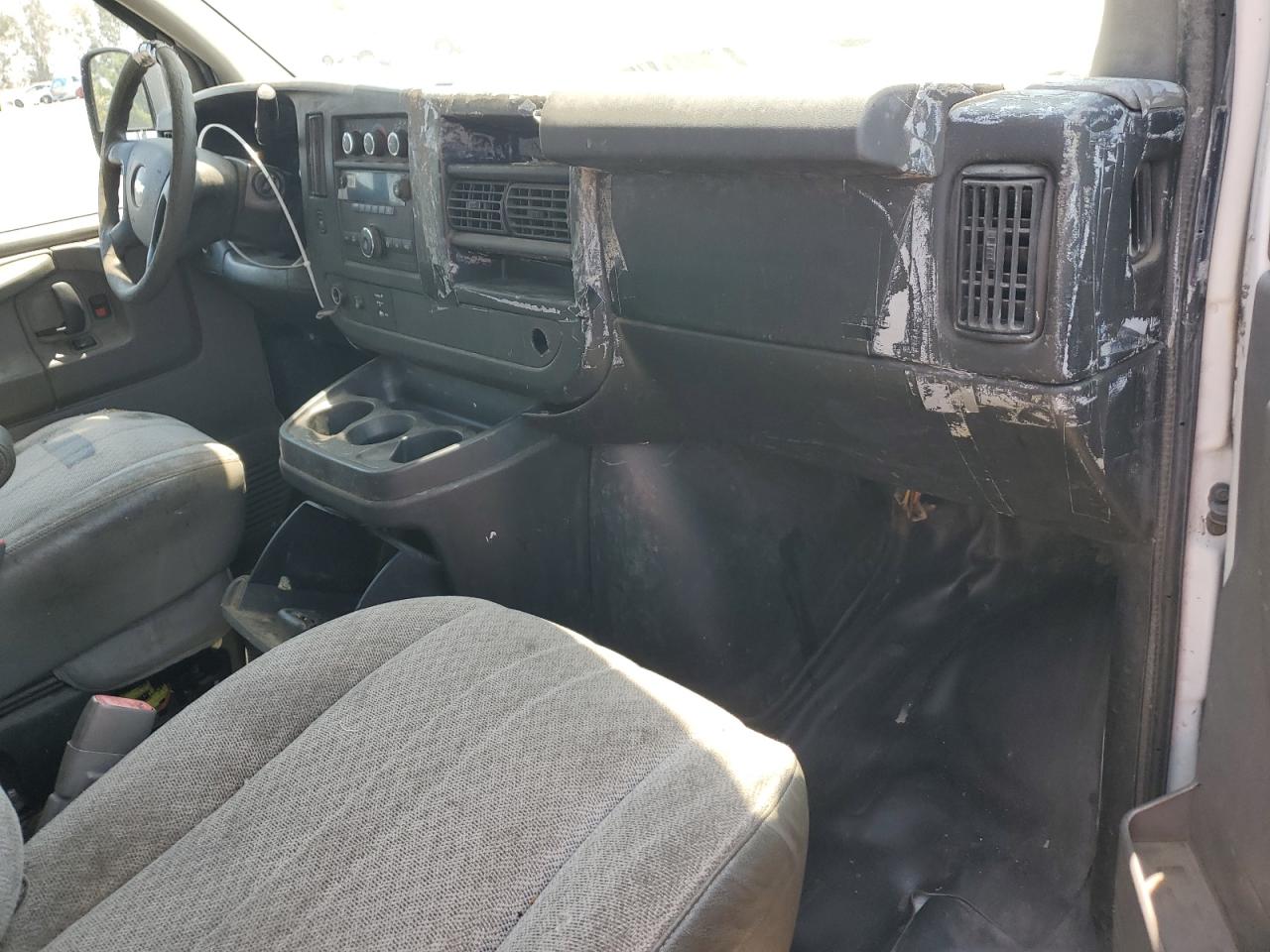 2014 Chevrolet Express G2500 VIN: 1GCWGFCA4E1212561 Lot: 68859685