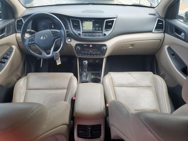 Parquets HYUNDAI TUCSON 2016 Czarny