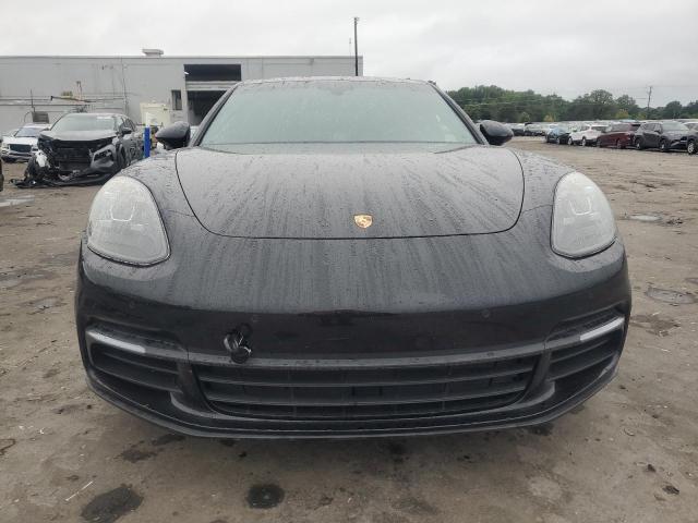  PORSCHE PANAMERA 2018 Czarny
