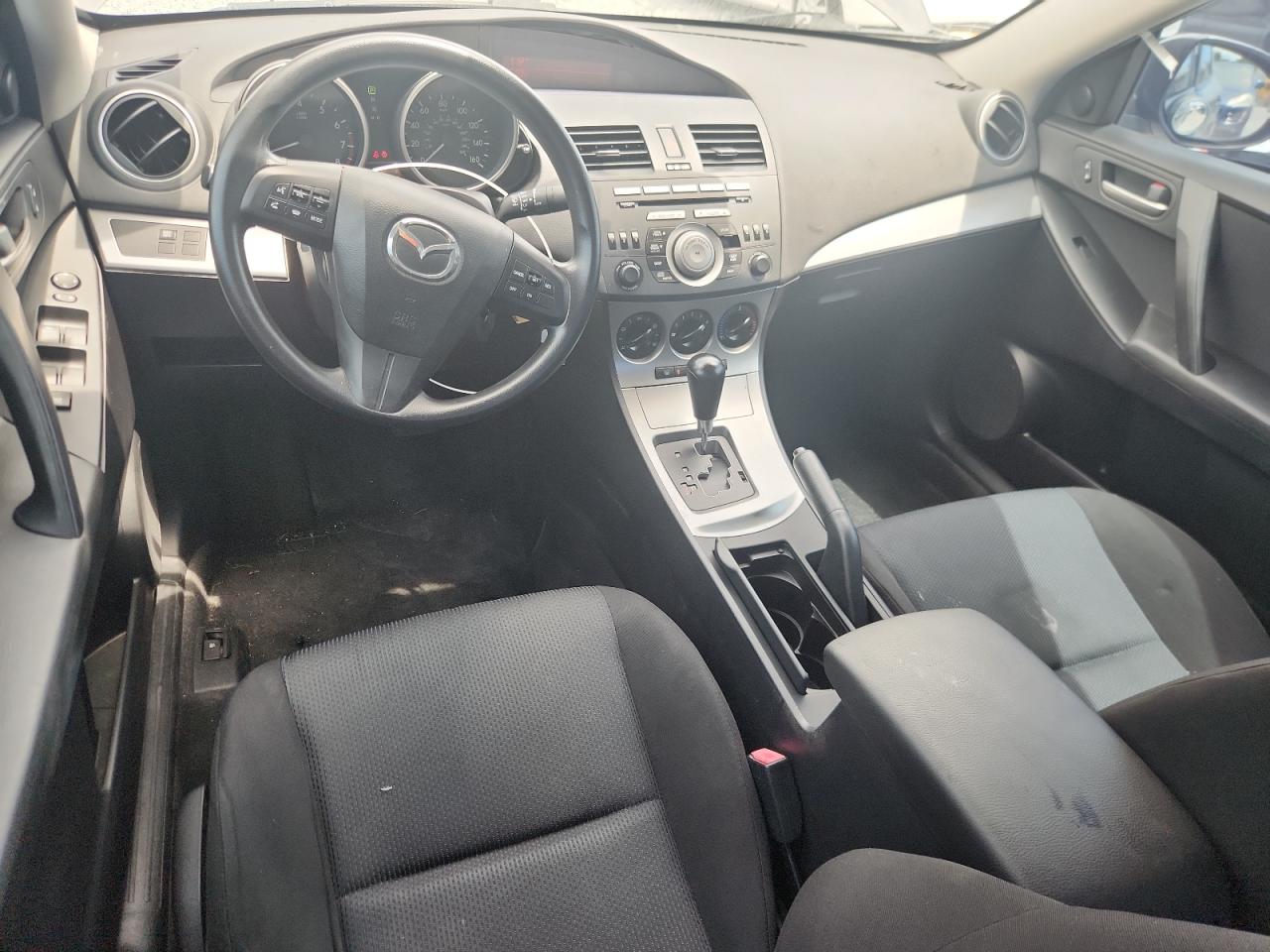 2011 Mazda 3 I VIN: JM1BL1VG6B1400220 Lot: 68673405