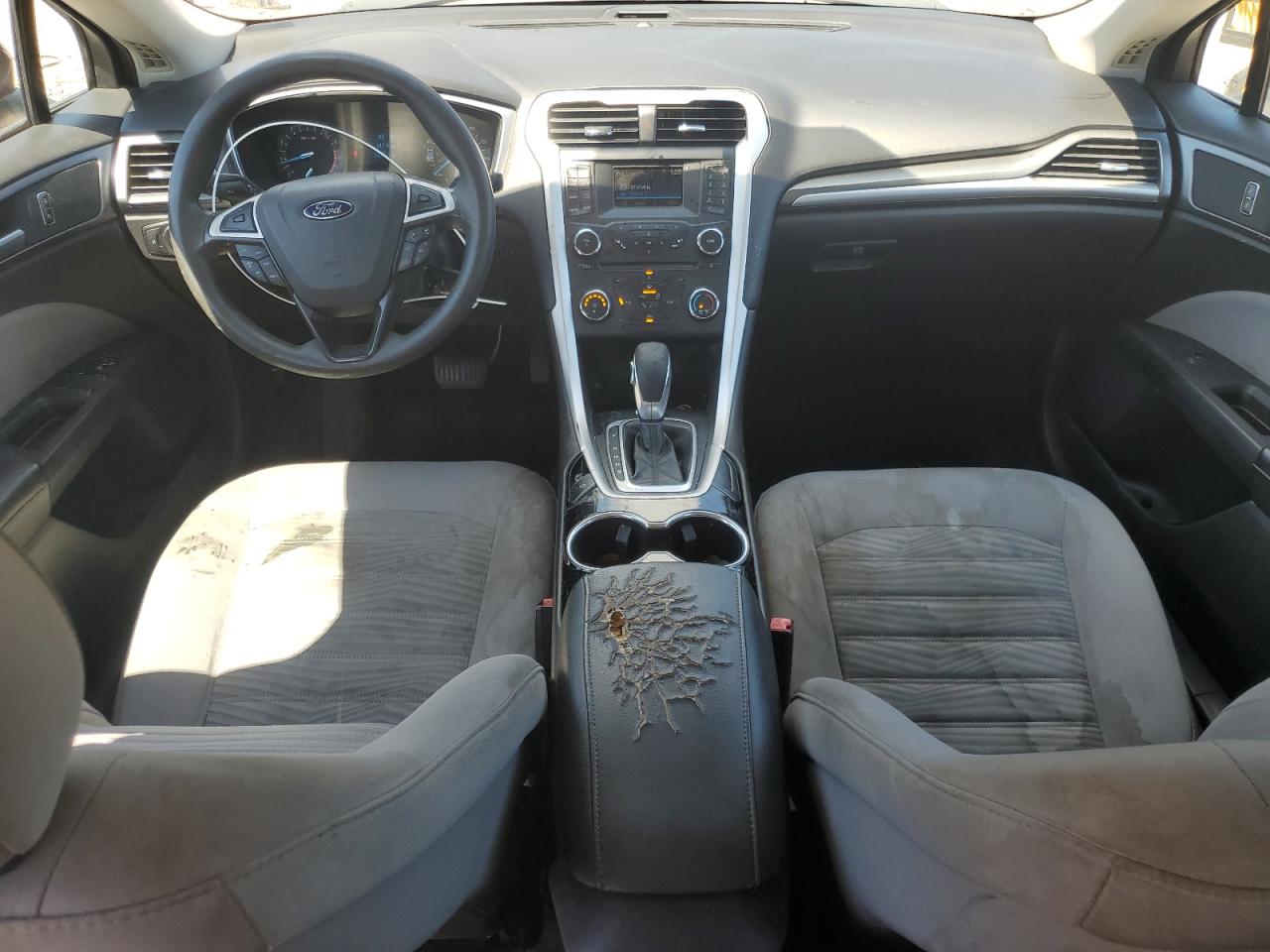 2016 Ford Fusion S VIN: 3FA6P0G70GR338619 Lot: 91898995