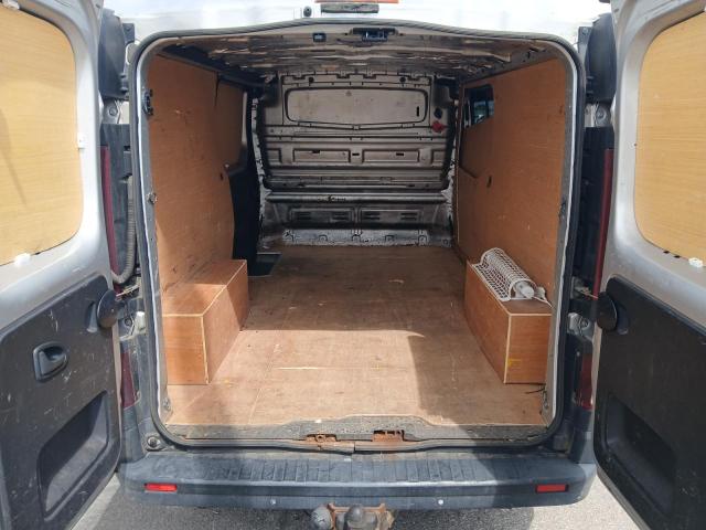 2015 VAUXHALL VIVARO 290