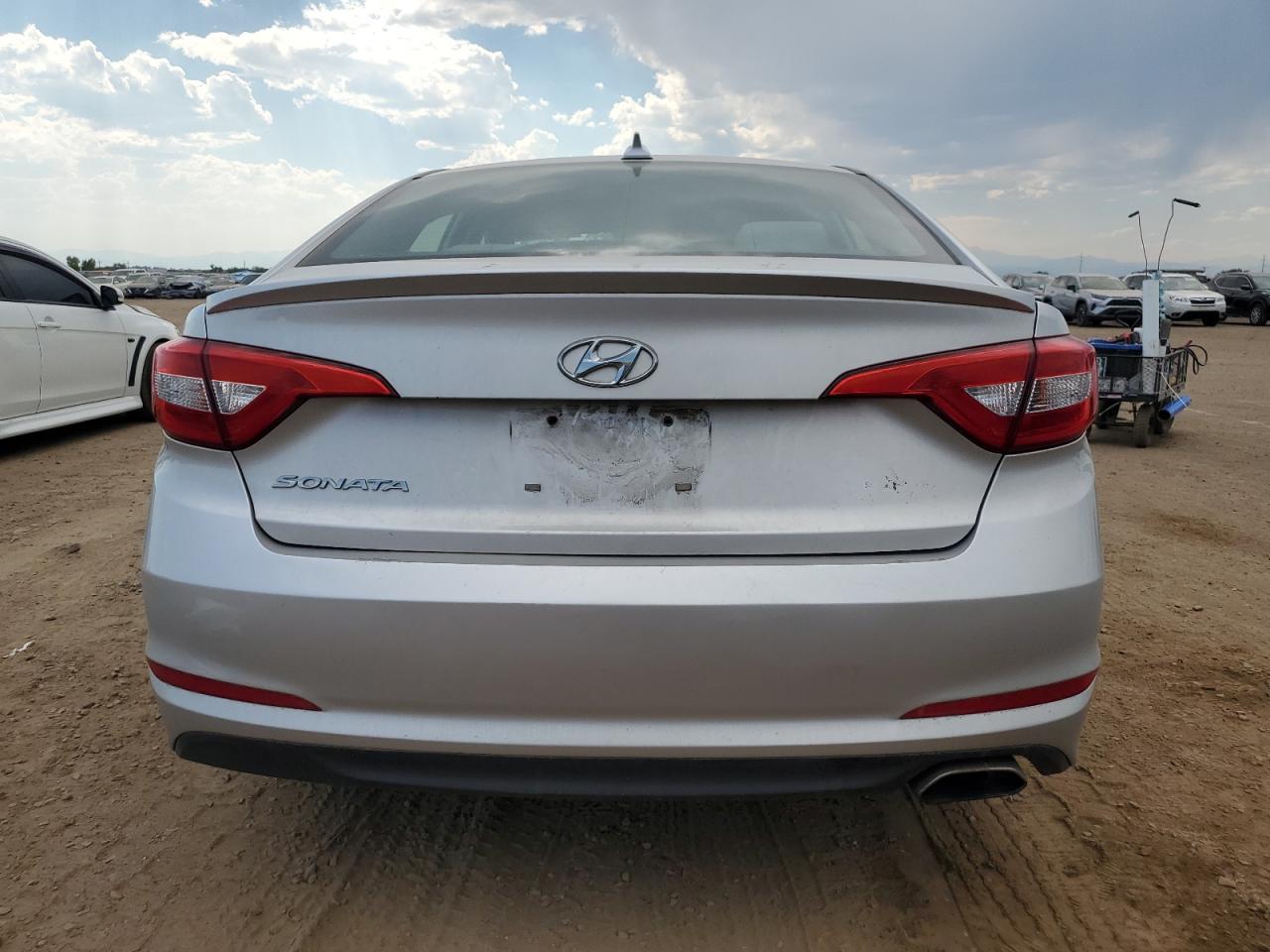 2015 Hyundai Sonata Se VIN: 5NPE24AF7FH044552 Lot: 68400995