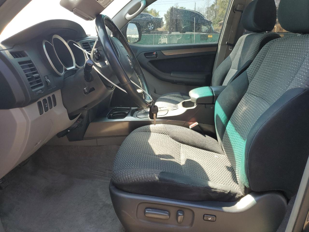 2006 Toyota 4Runner Sr5 VIN: JTEBT14R060058323 Lot: 64810195