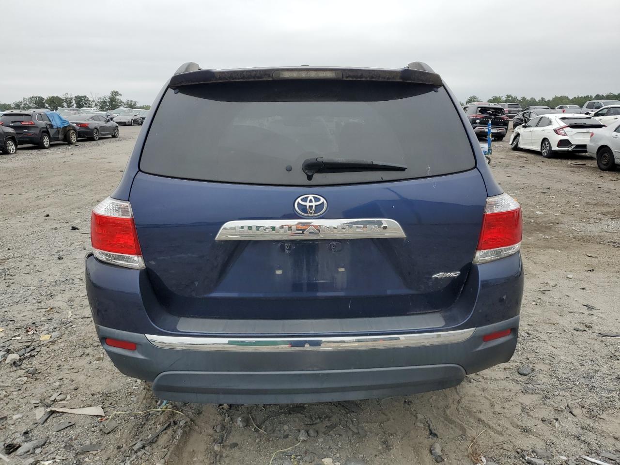 2012 Toyota Highlander Base VIN: 5TDBK3EH0CS098130 Lot: 68331895
