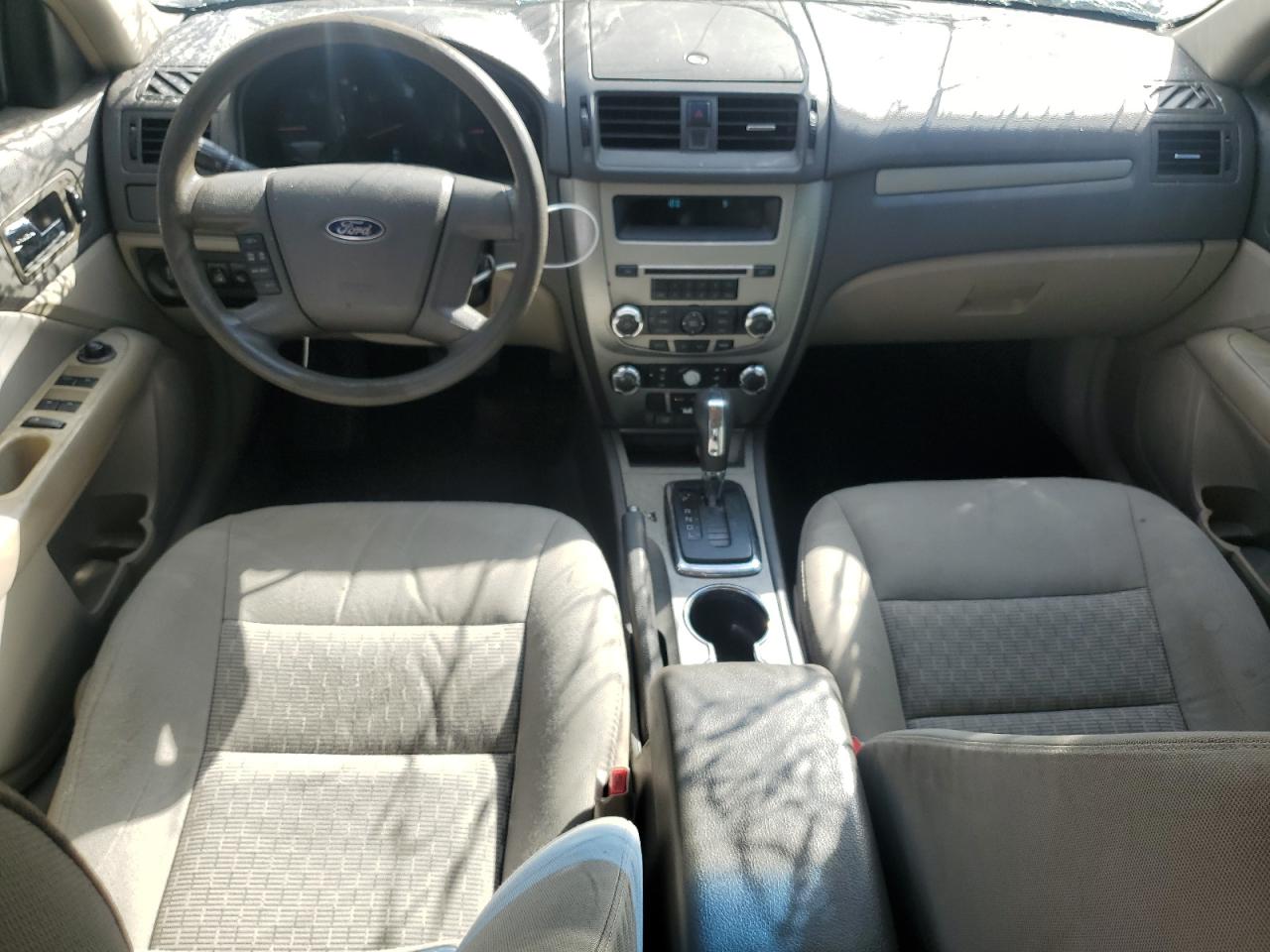 2012 Ford Fusion S VIN: 3FAHP0GAXCR270957 Lot: 68537495