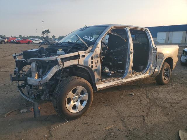  RAM 1500 2021 Серебристый