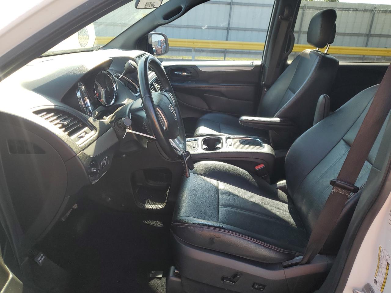 2016 Dodge Grand Caravan R/T VIN: 2C4RDGEG7GR311922 Lot: 69155925