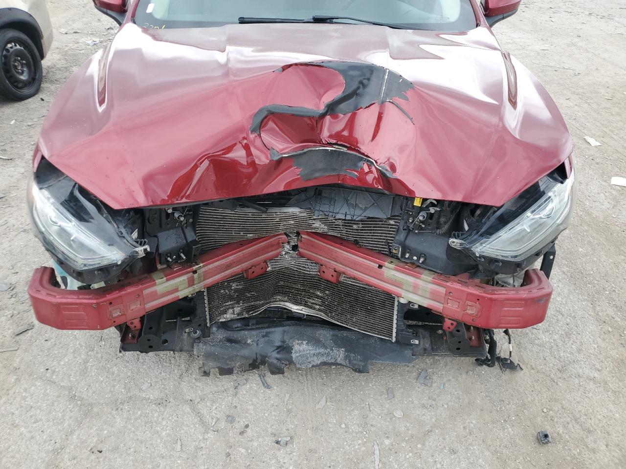 2017 Ford Fusion Se VIN: 3FA6P0H7XHR184260 Lot: 69816895