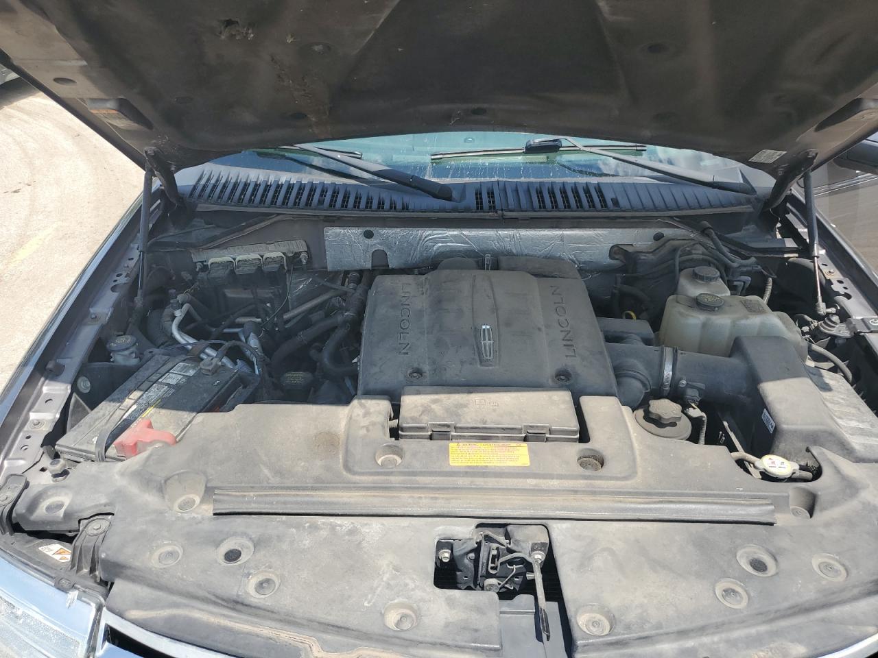 2014 Lincoln Navigator L VIN: 5LMJJ3J52EEL00638 Lot: 67398005