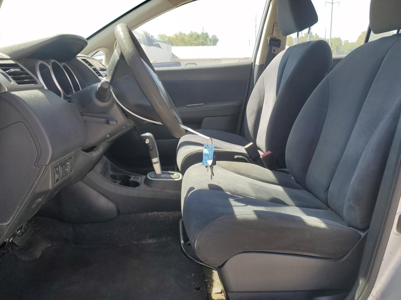 2008 Nissan Versa S VIN: 3N1BC11E38L433989 Lot: 70280935