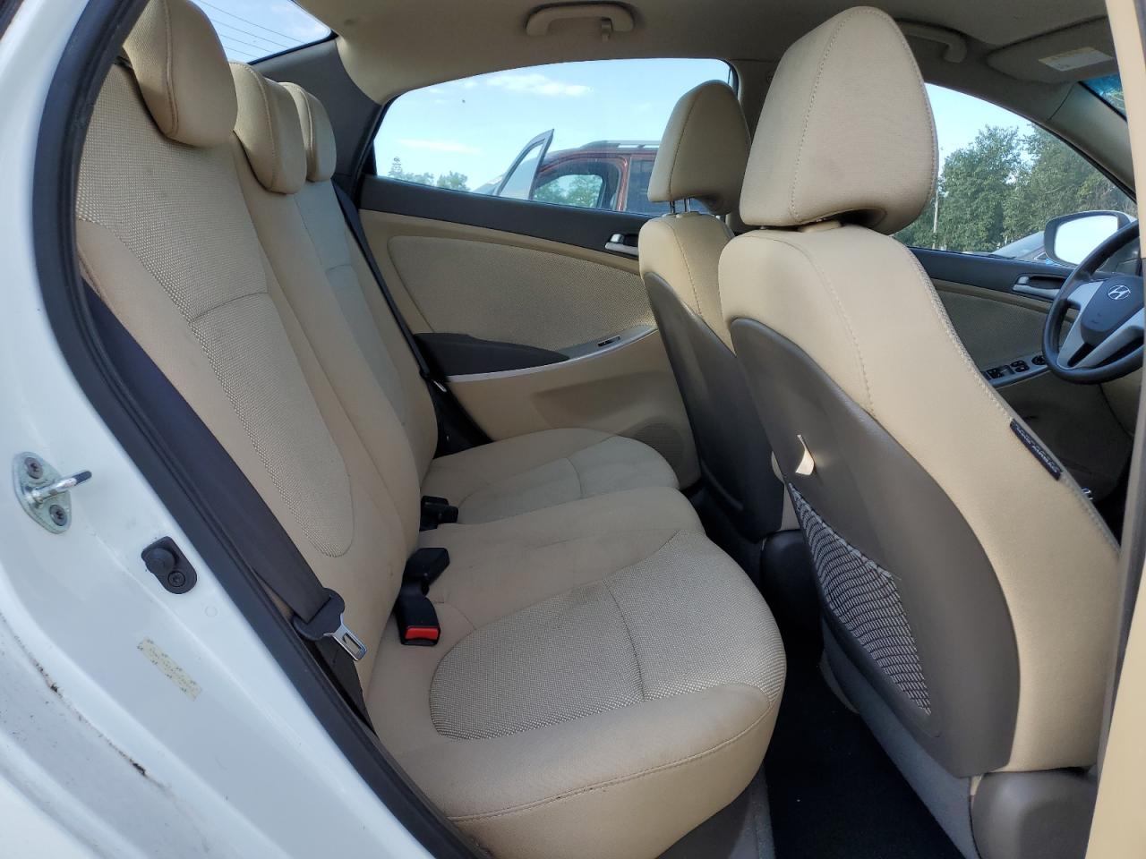 2013 Hyundai Accent Gls VIN: KMHCT4AE8DU298040 Lot: 69954385