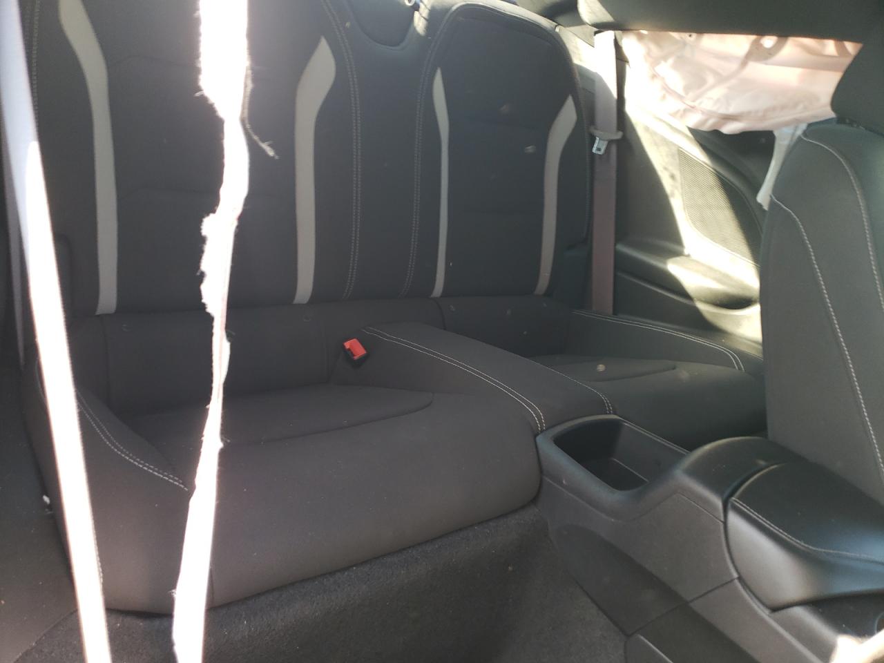 2017 Chevrolet Camaro Lt VIN: 1G1FB1RX2H0166812 Lot: 68653715