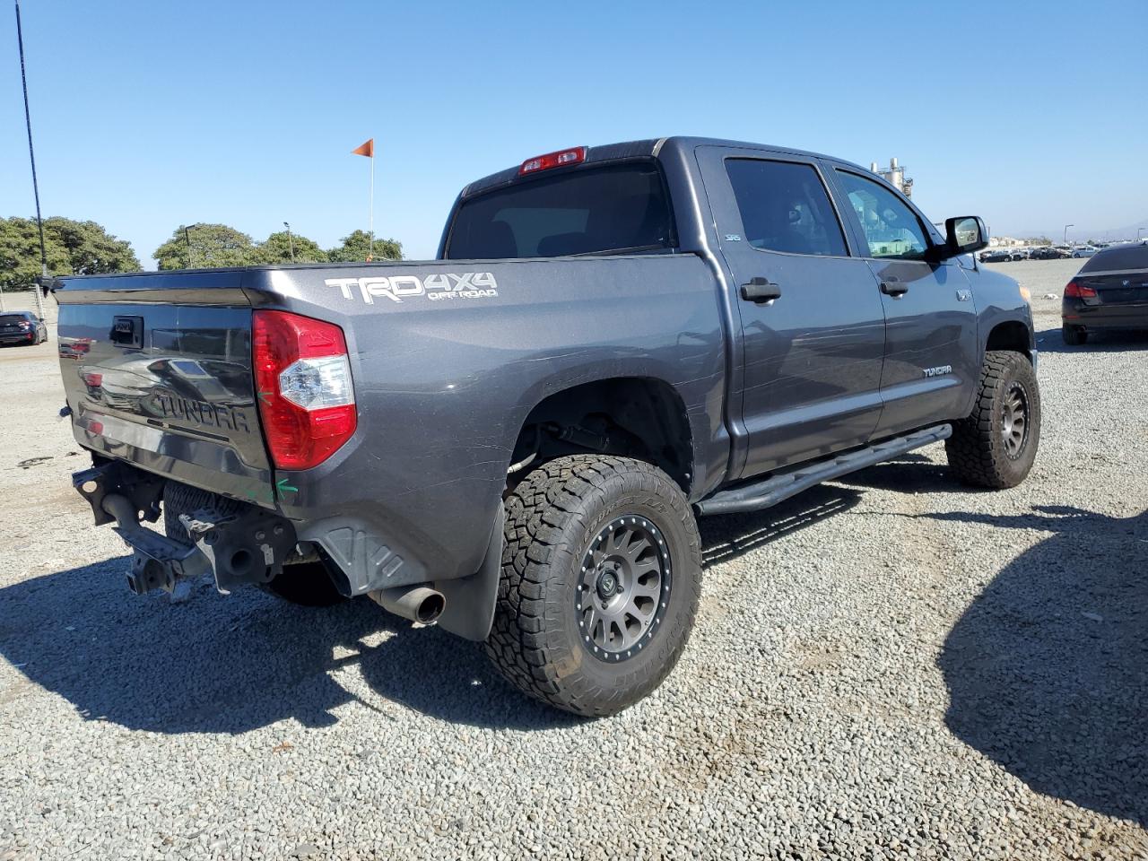 2016 Toyota Tundra Crewmax Sr5 VIN: 5TFDY5F17GX528787 Lot: 67243235