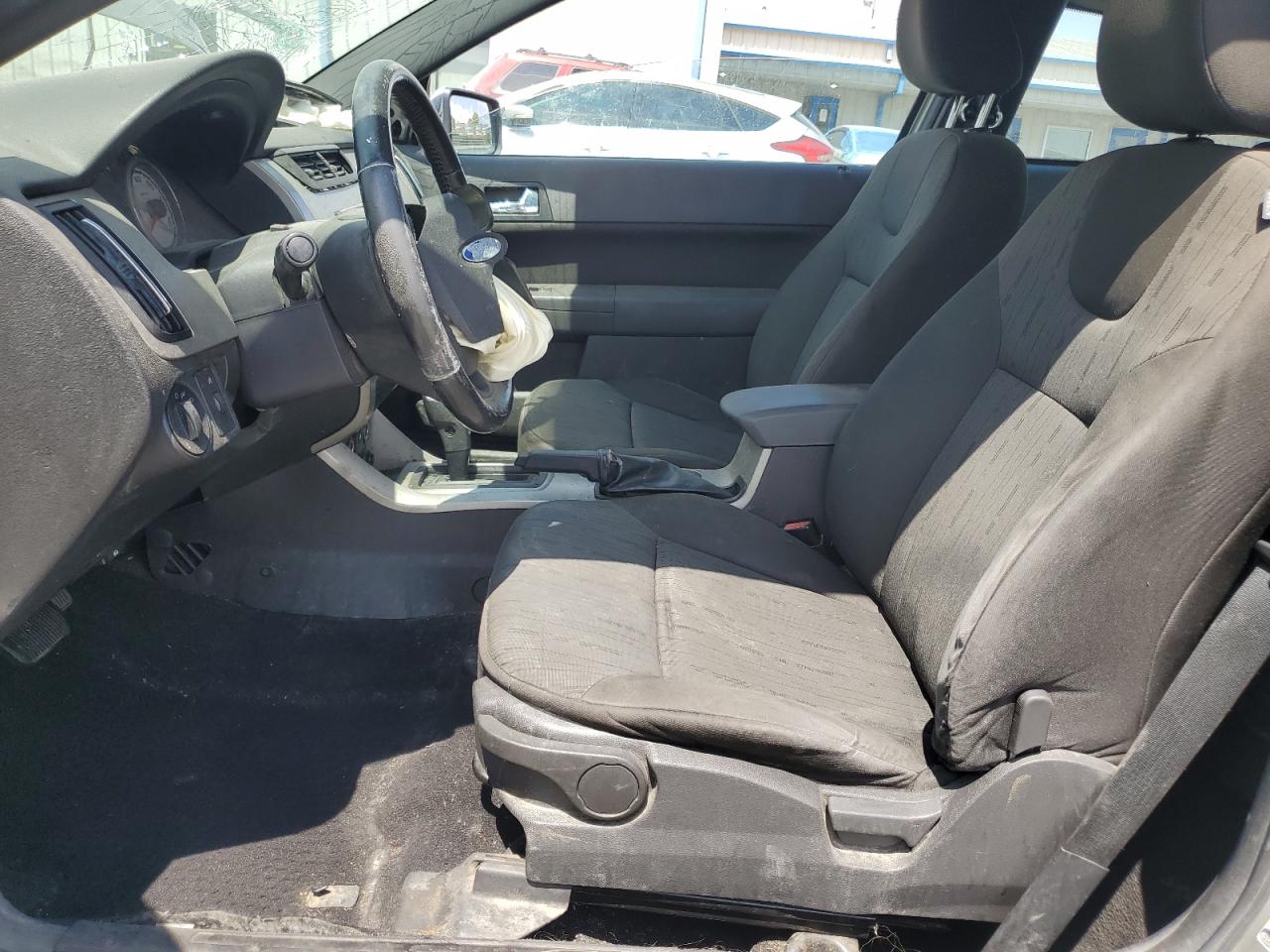 2008 Ford Focus Se VIN: 1FAHP33N58W207053 Lot: 69633925