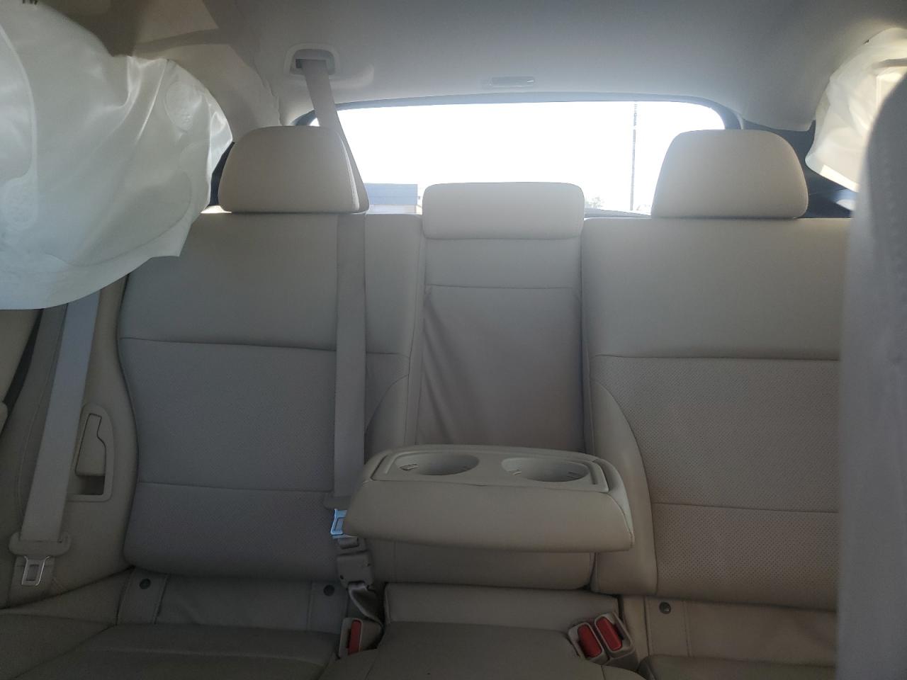 2018 Subaru Outback 3.6R Limited VIN: 4S4BSENC2J3246045 Lot: 68077465