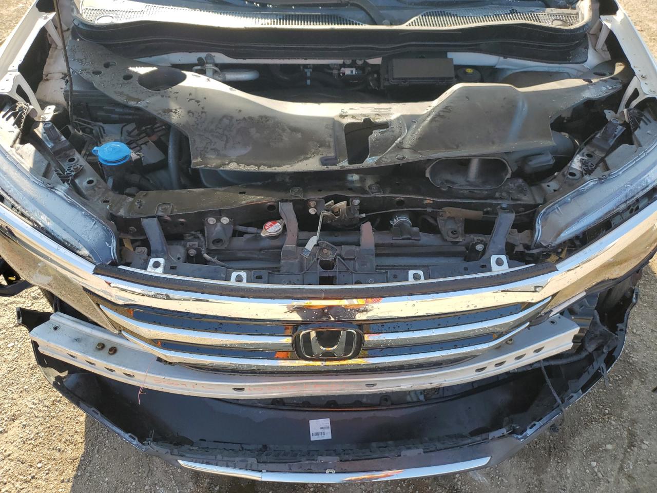 2017 Honda Pilot Elite VIN: 5FNYF6H08HB094697 Lot: 68754405