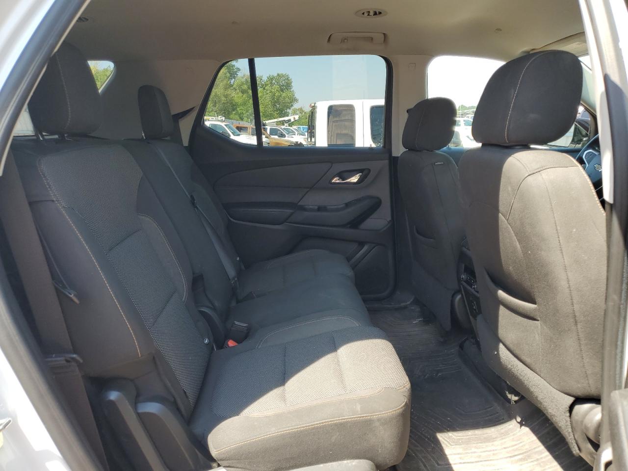 2018 Chevrolet Traverse Ls VIN: 1GNERFKW4JJ104591 Lot: 67011225